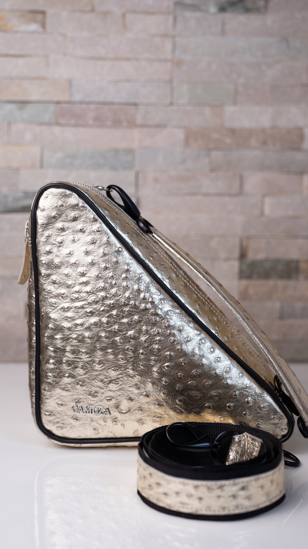 Medium Triangle Verde Cameleon