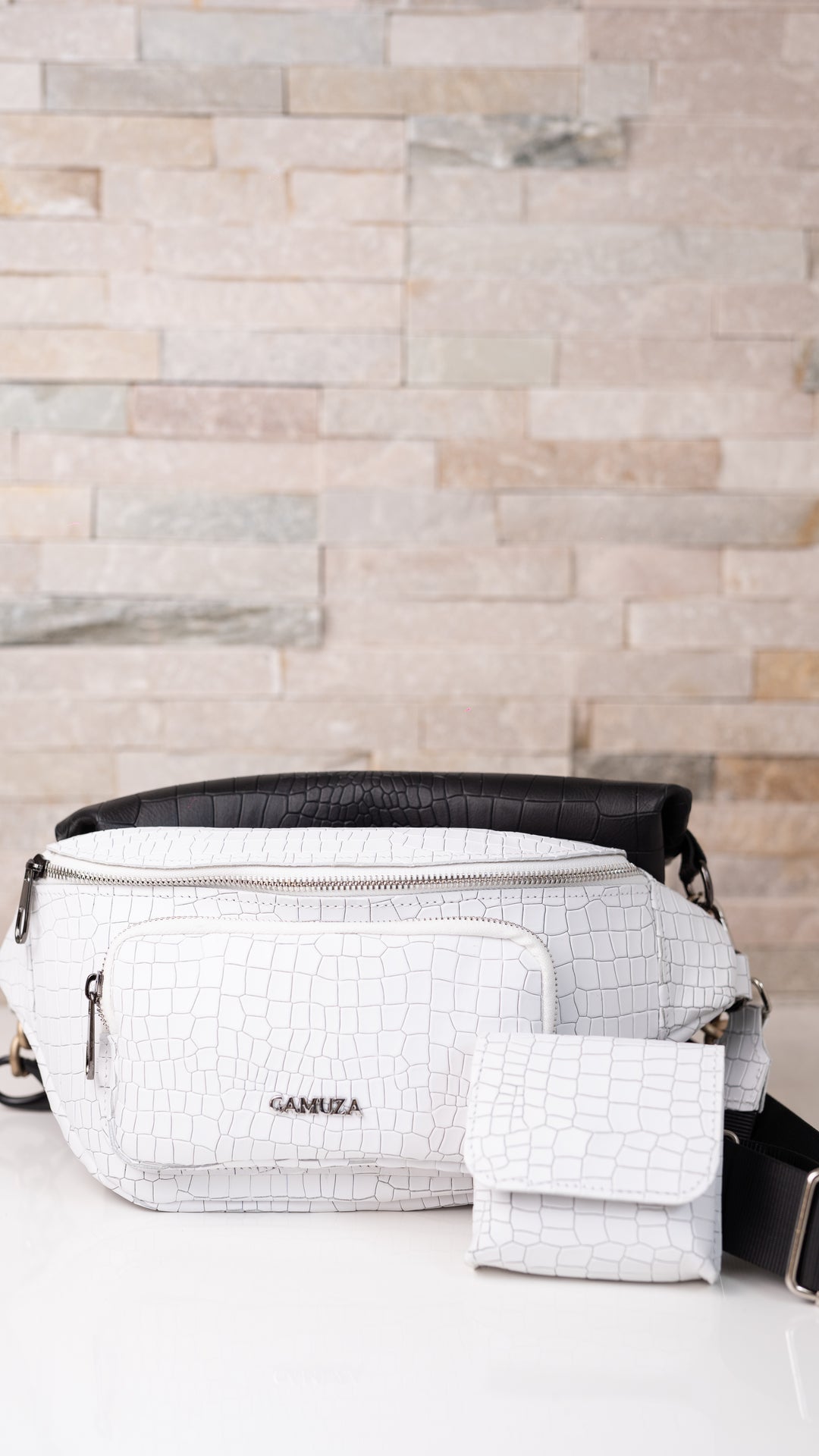 Girl Complete Alb&Black