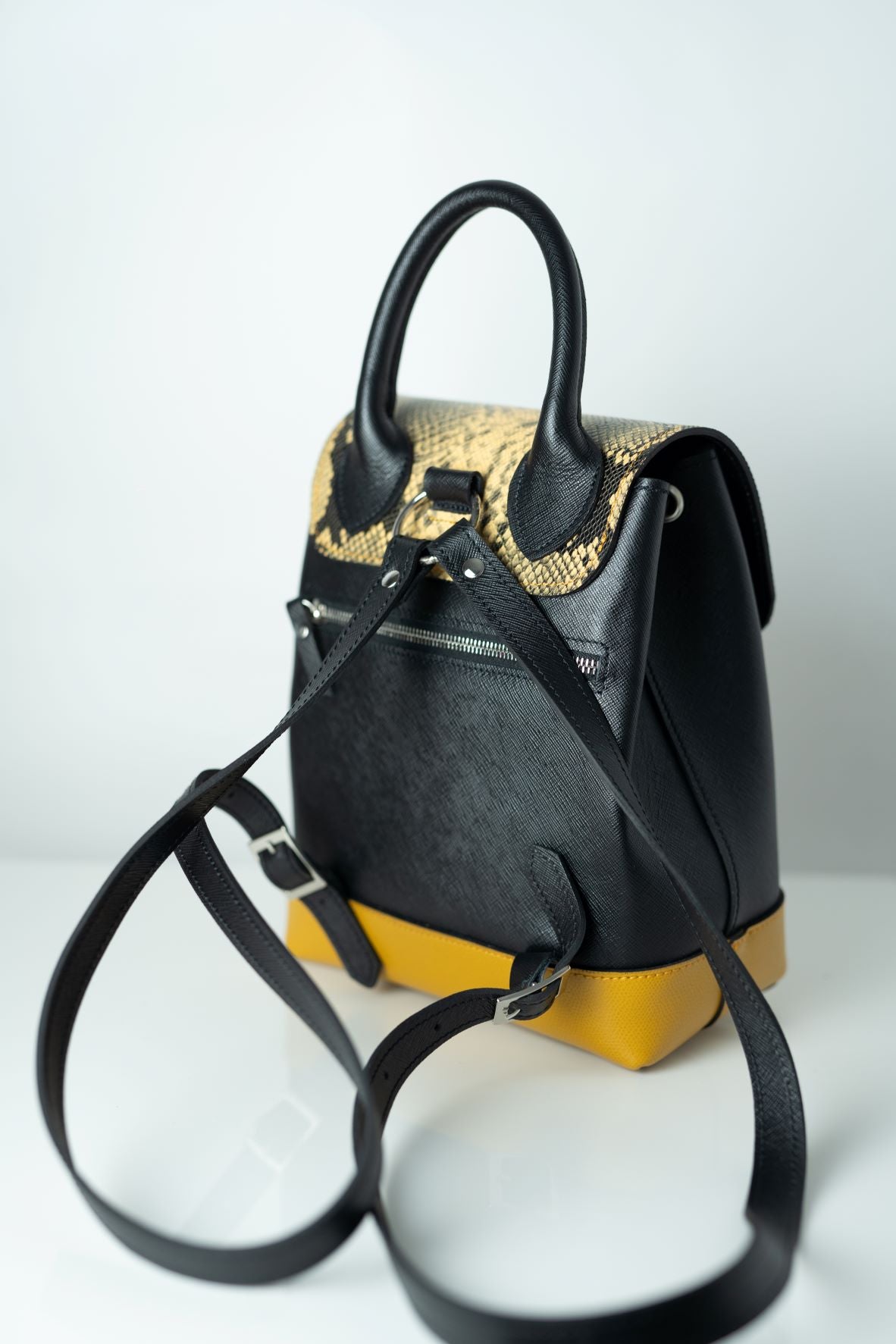 Lady Line Dark Grey