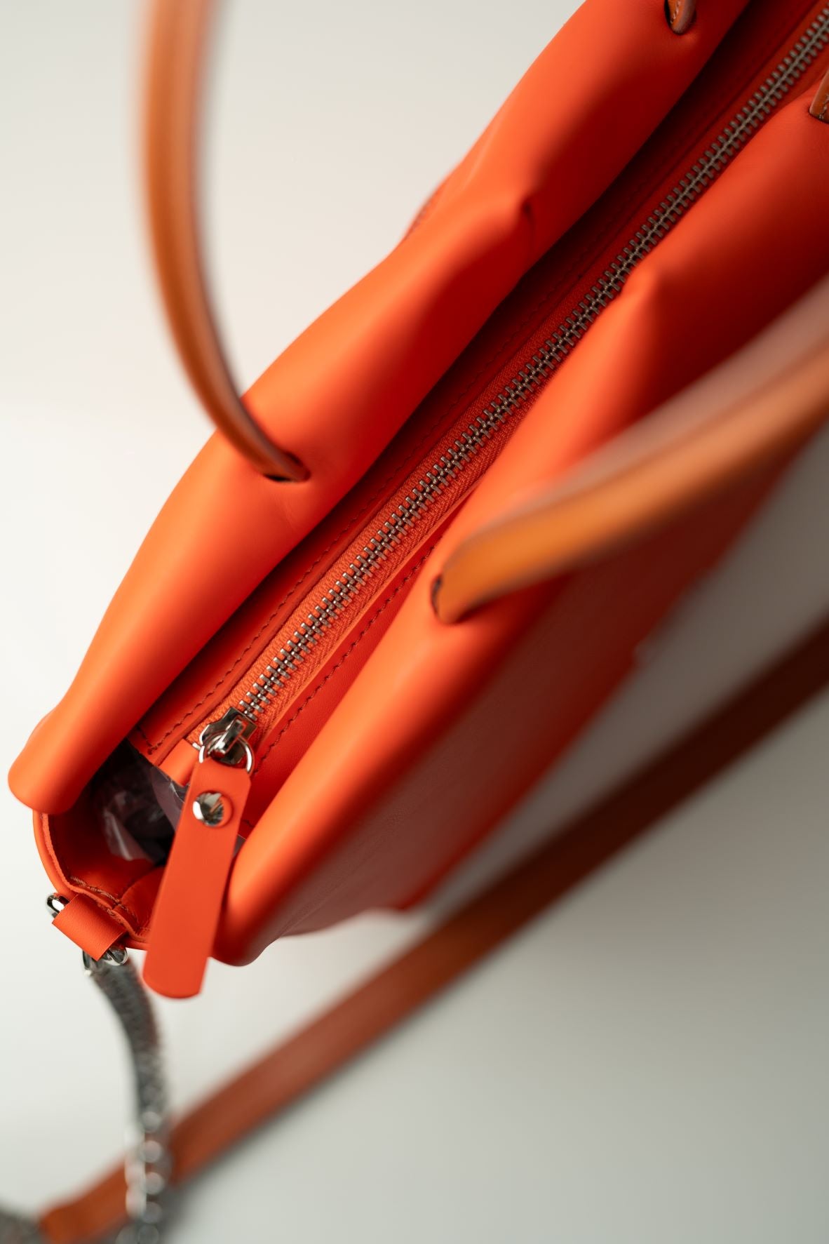 Girl Euphoria Orange