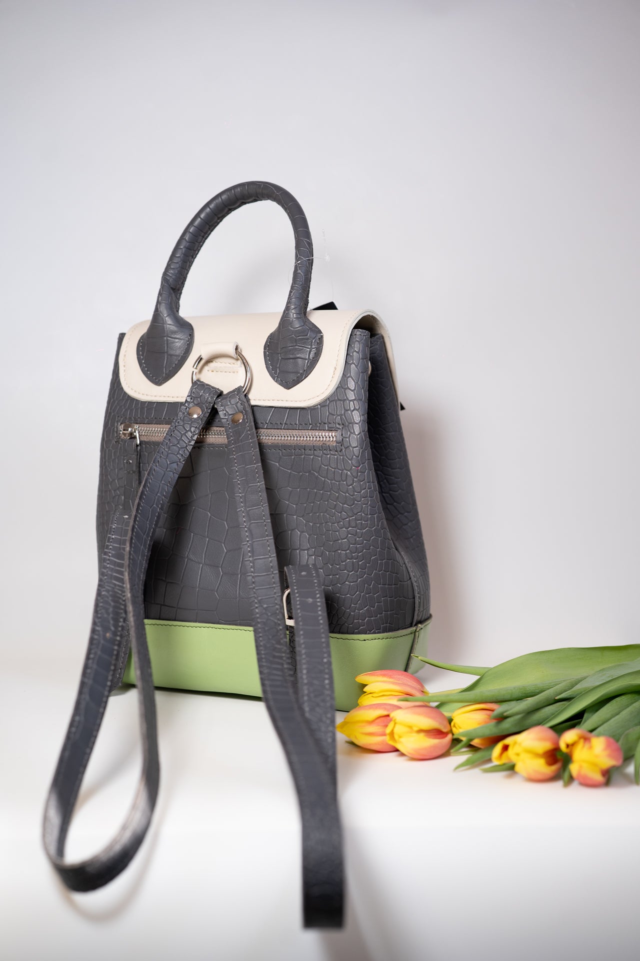 Lady Line Dark Grey