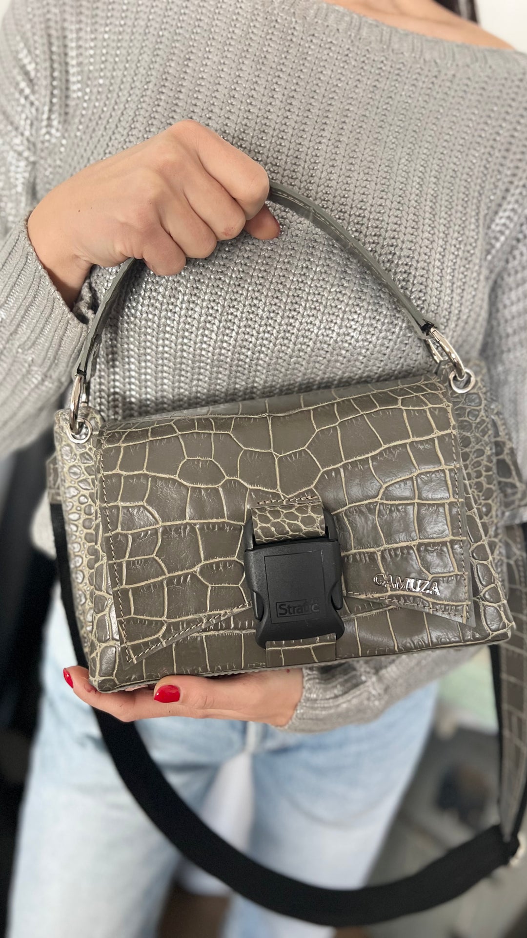 WINGS DARK GRAY CROCO