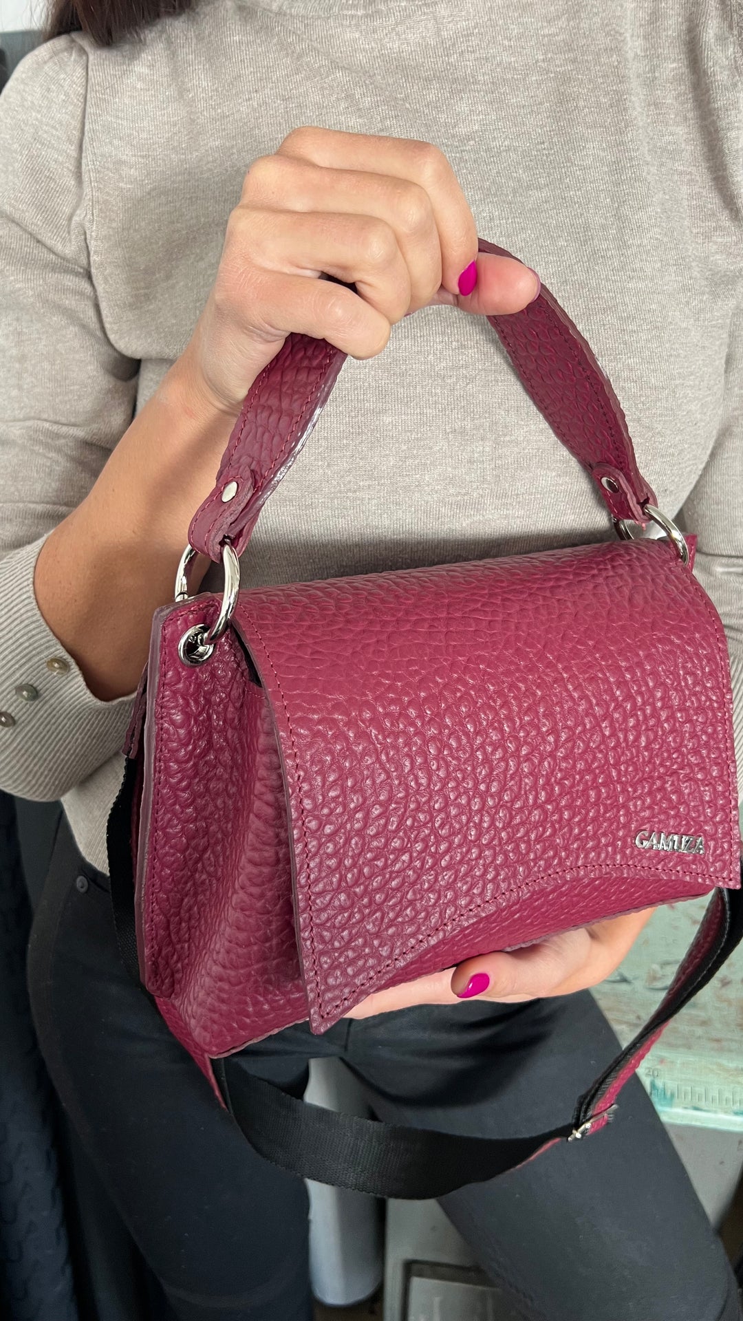 Gamuza Wings F Marsala