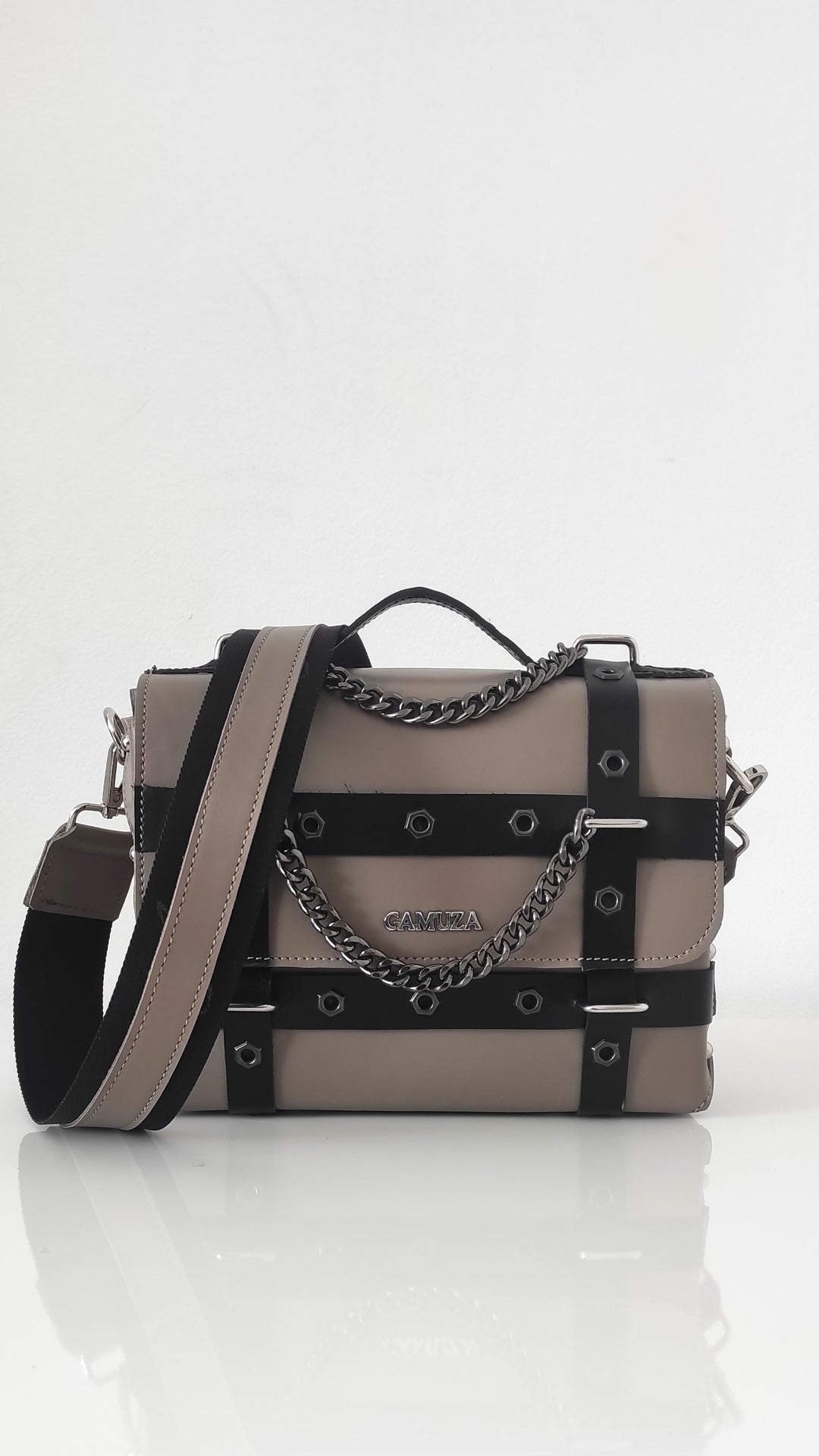 Girl Cosmos Rock Grey