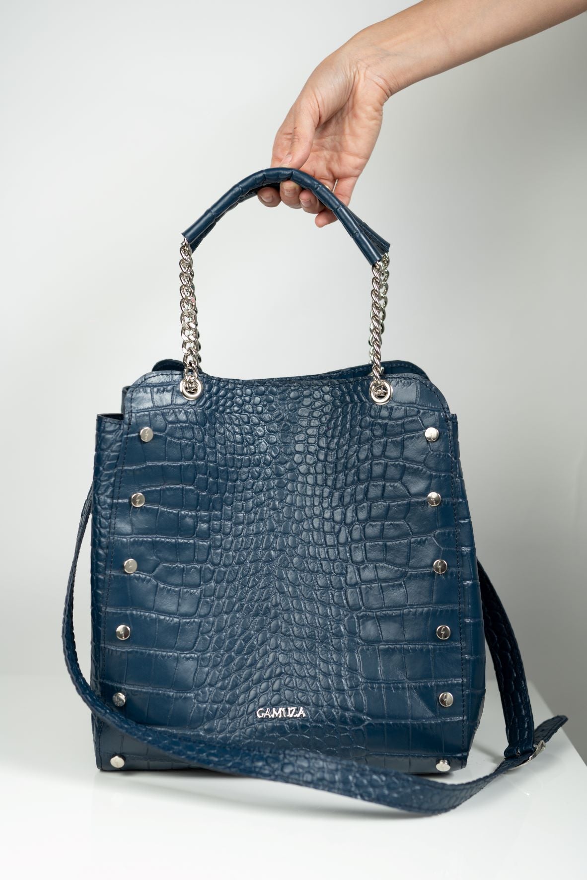 Designer Muza Bleumarin