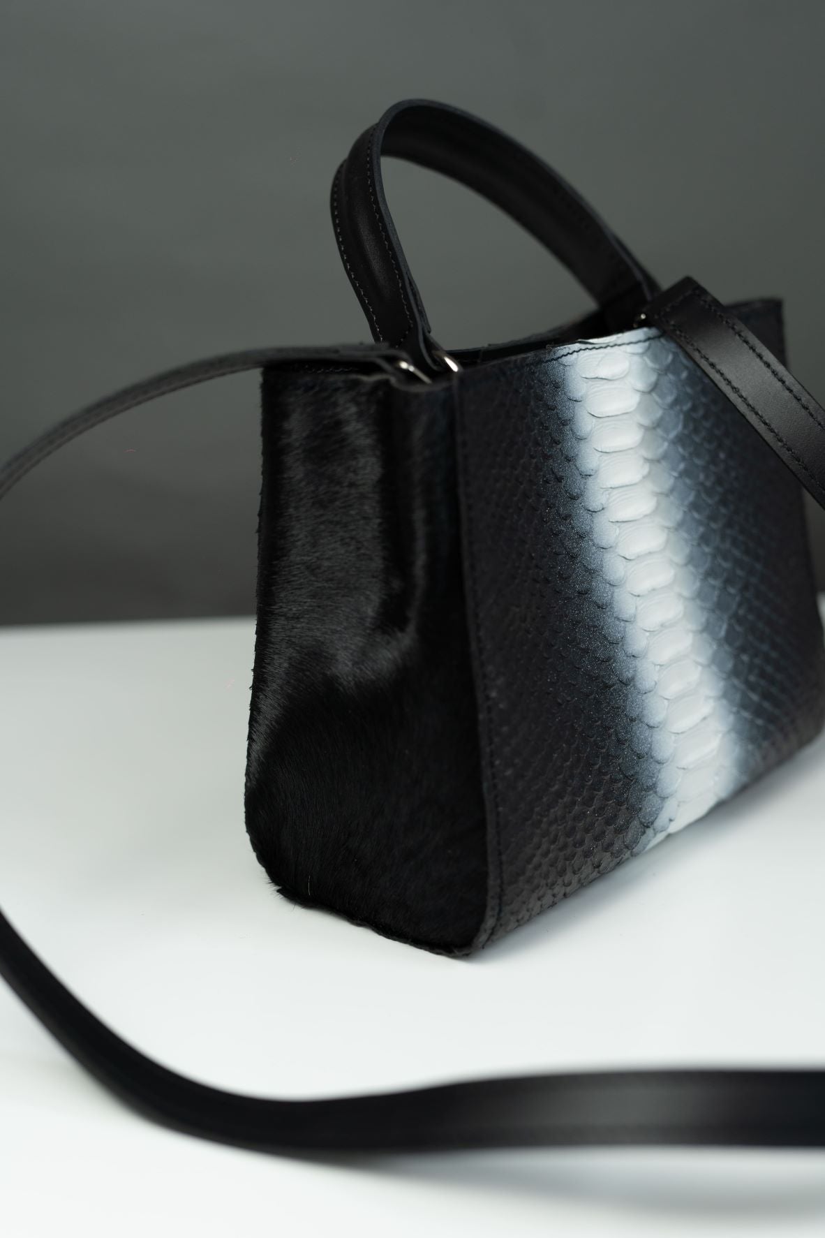 Mini Coco Snake Black&White