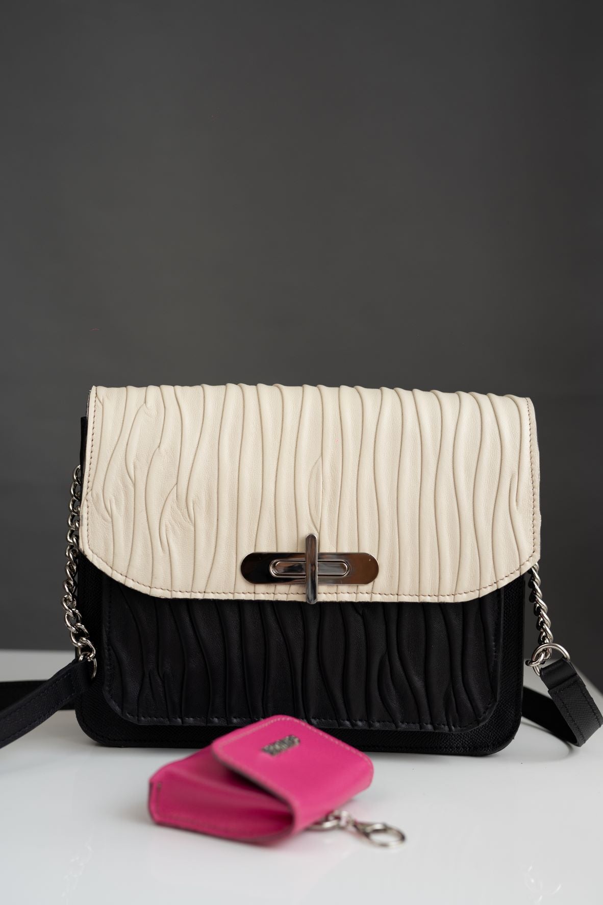 Girl Intuitive Black&Crem