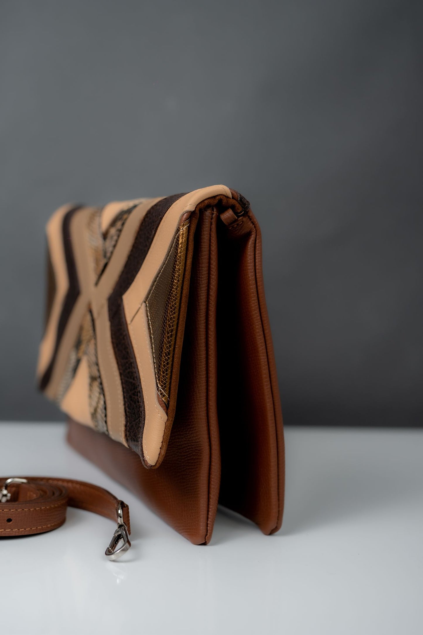 Girl Elements Brown