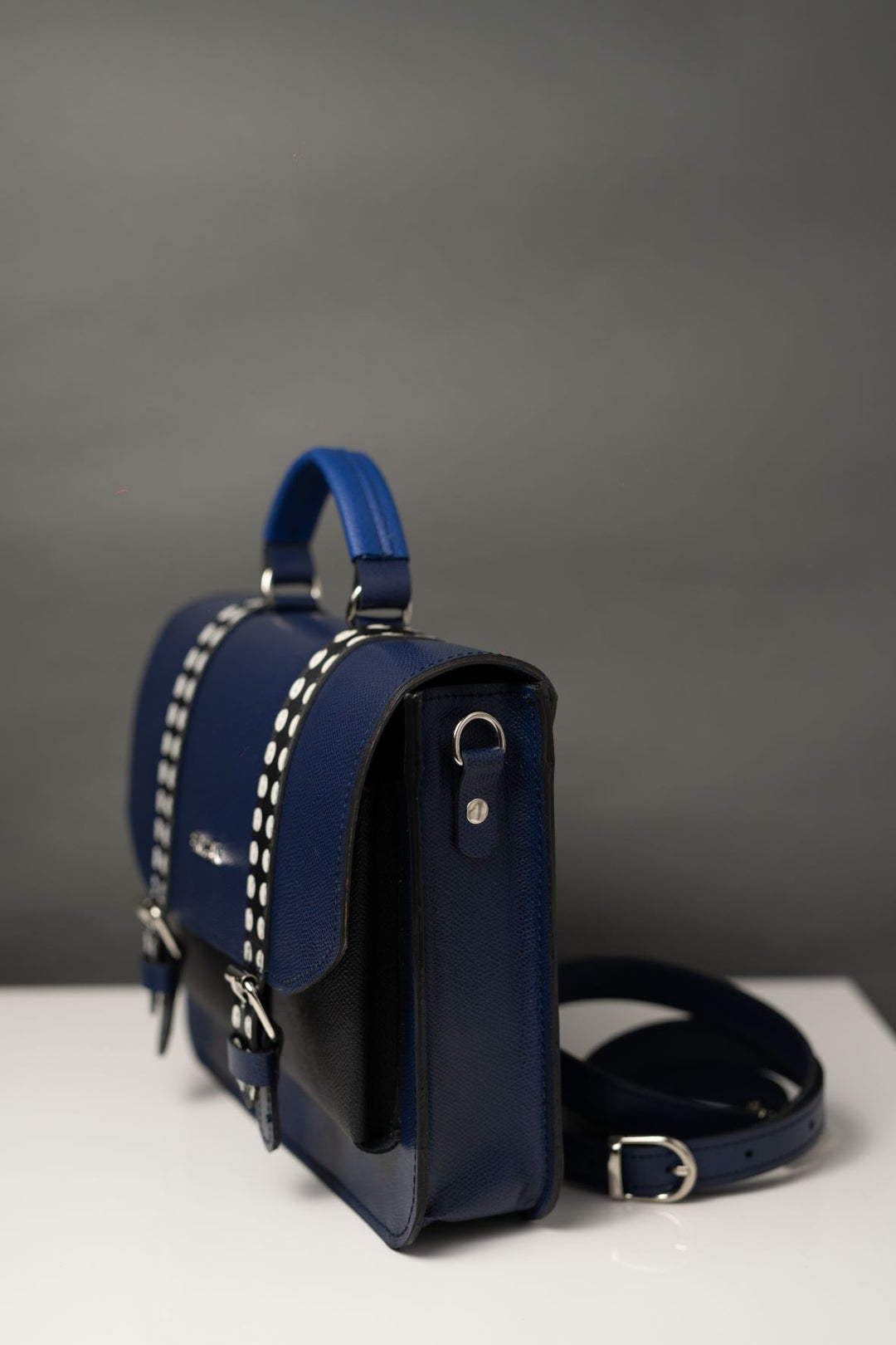 Girl Talent Bleumarin