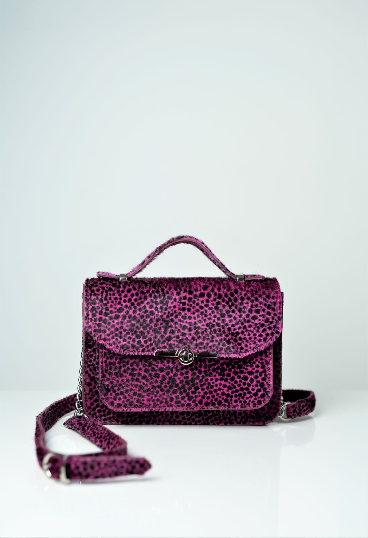Small Intuitive Chic Mov