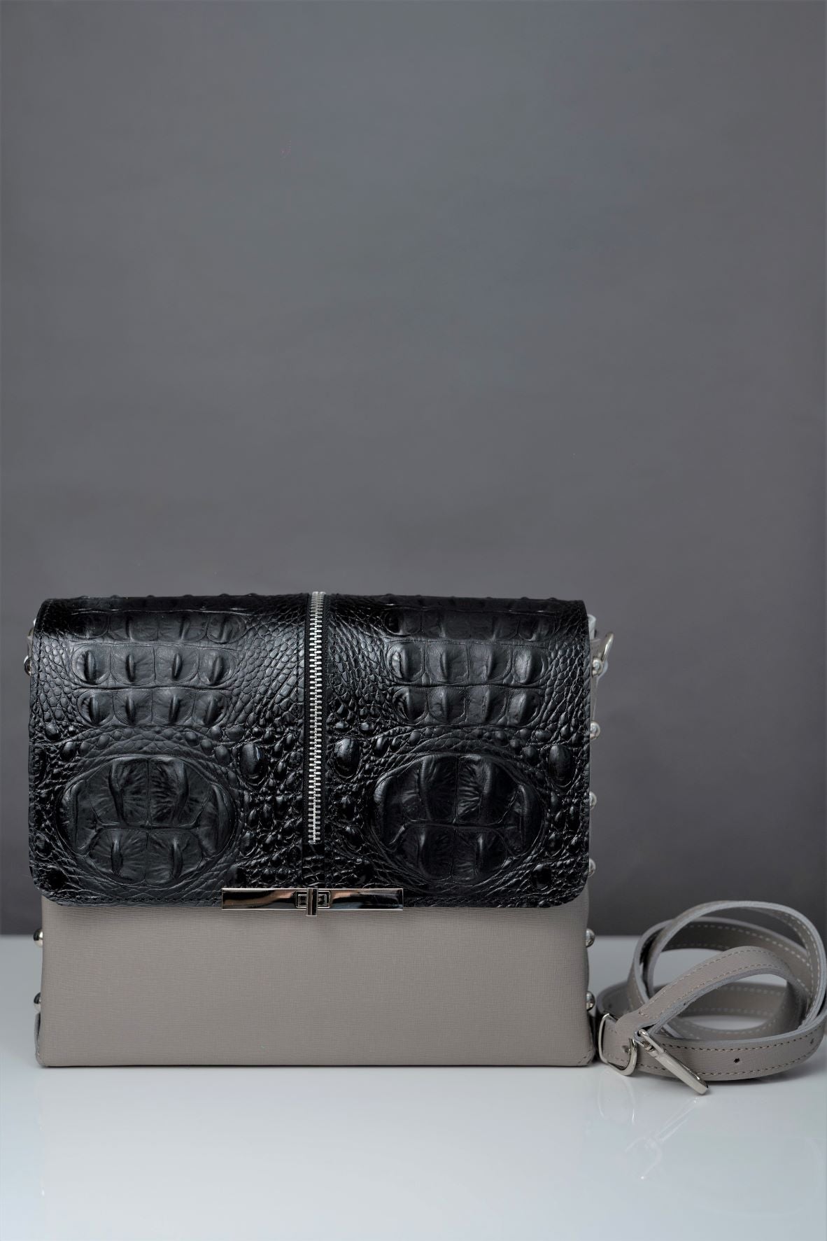 Large Cosmos Black Croco