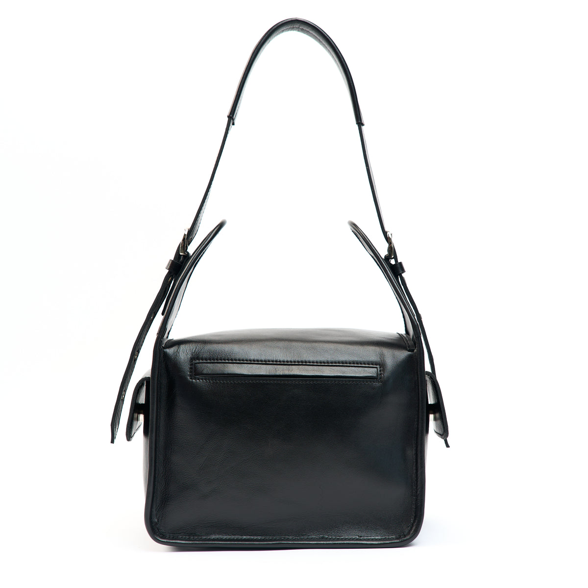 BRAVE - large, everyday shoulder bag