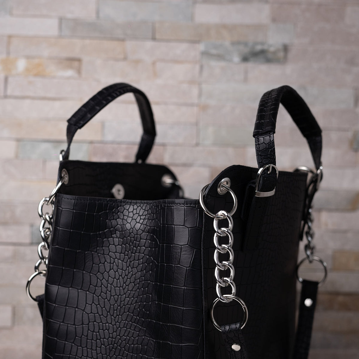 Designer Muza Black