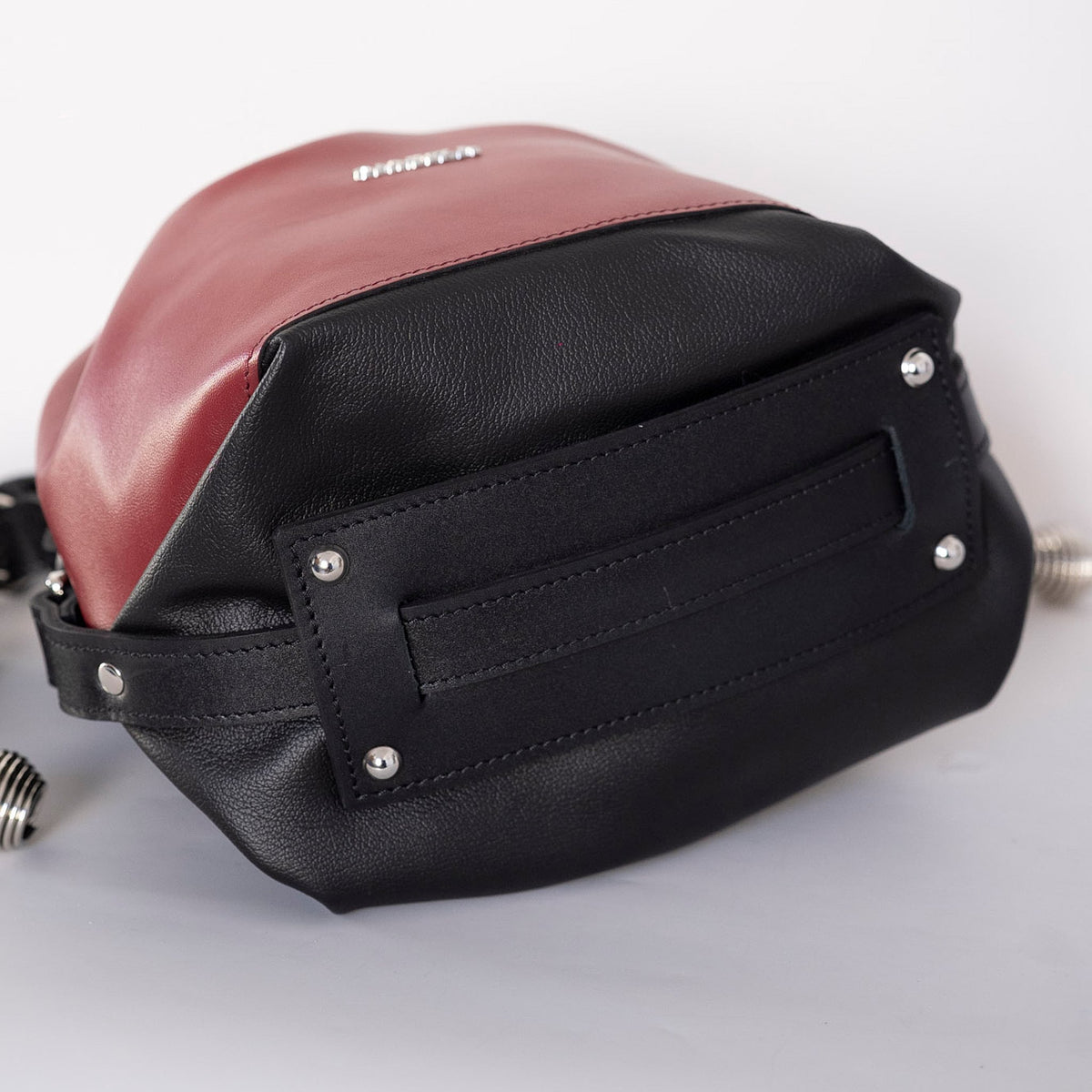 BLOOM-genuine leather bag, bucket style, medium-large size