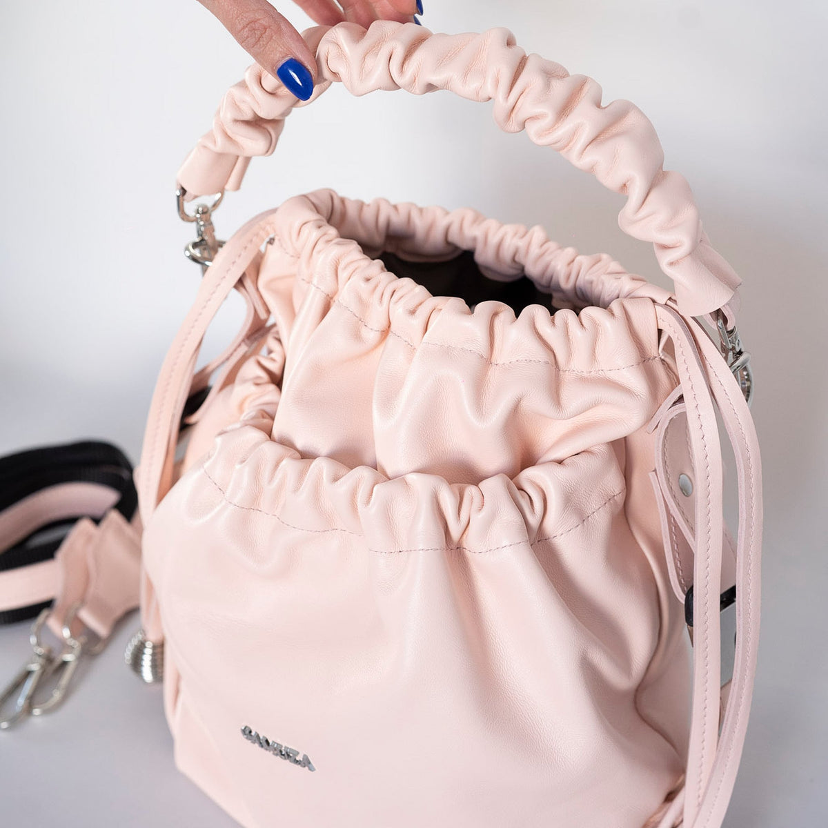 BLOOM-genuine leather bag, bucket style, medium-large size
