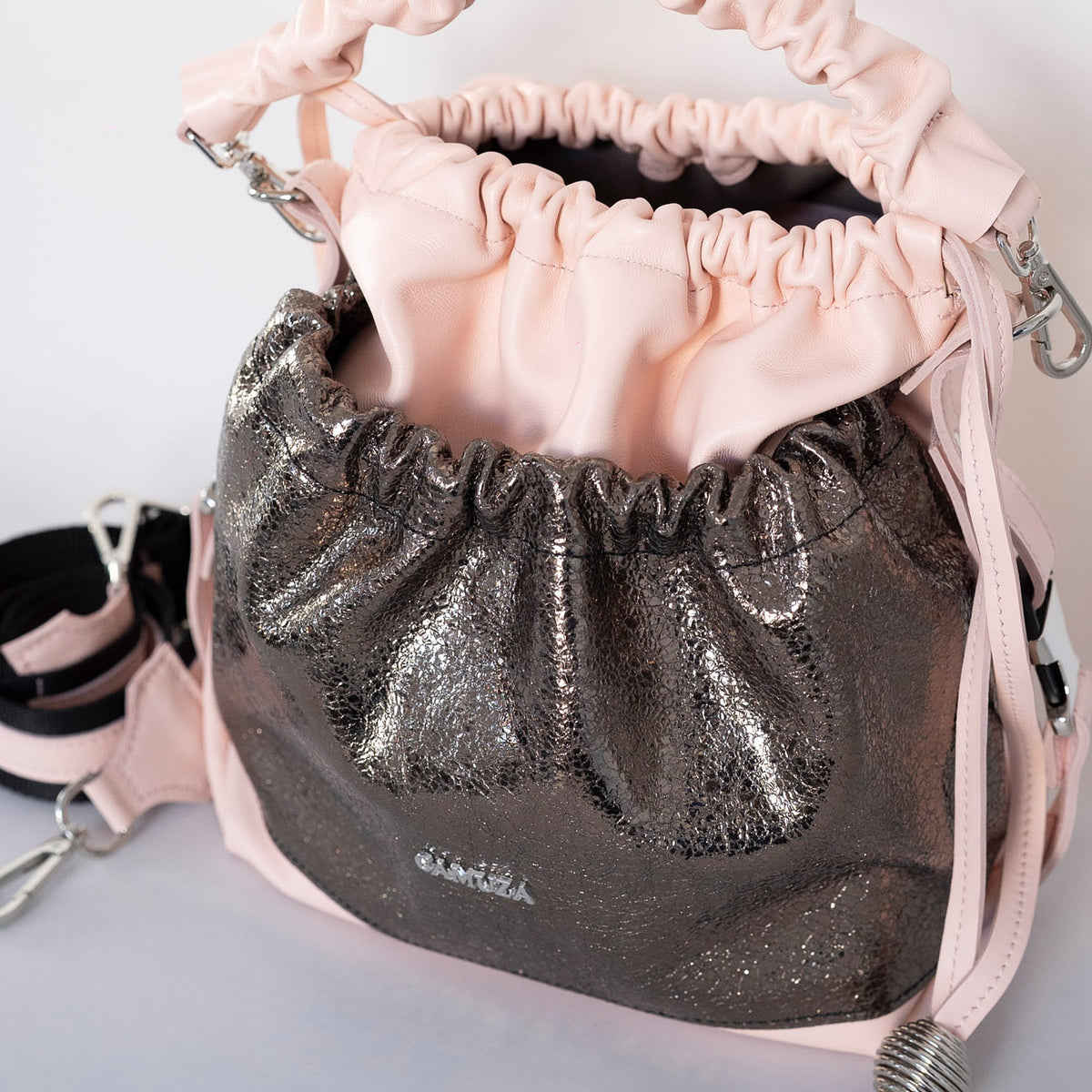 BLOOM-genuine leather bag, bucket style, medium-large size