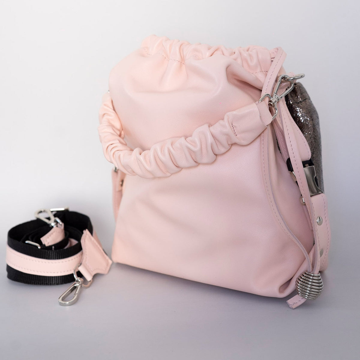 BLOOM-genuine leather bag, bucket style, medium-large size