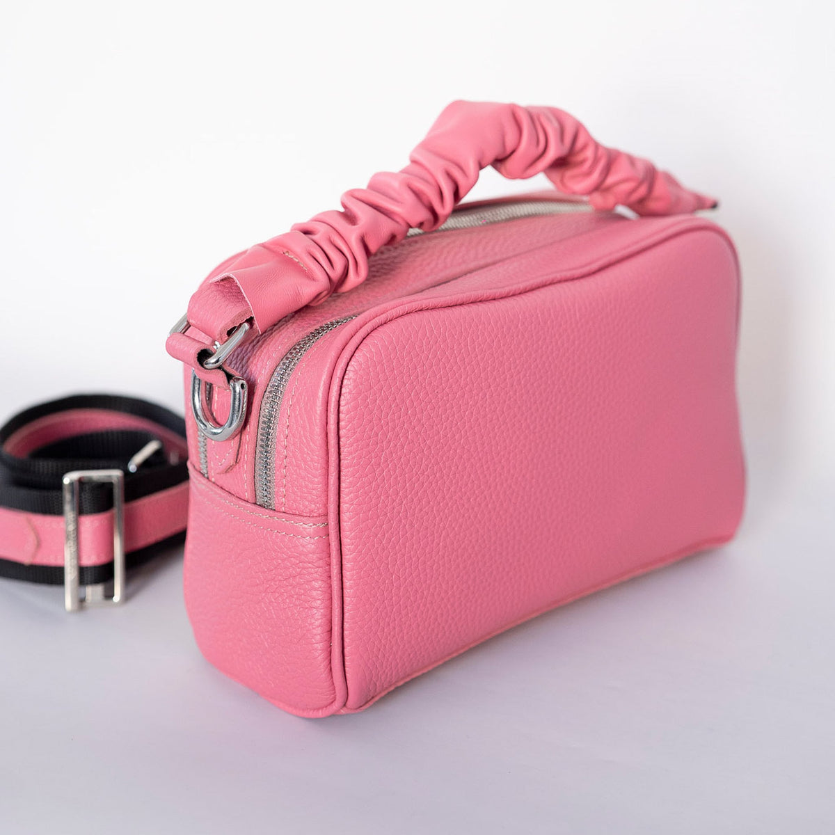 GIRL VIBES - genuine leather day bag, medium size
