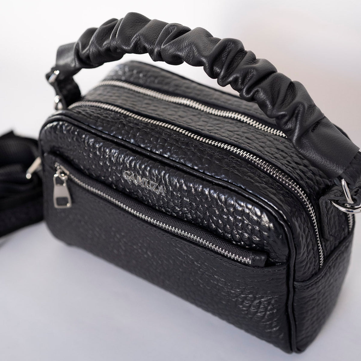 GIRL VIBES - genuine leather day bag, medium size