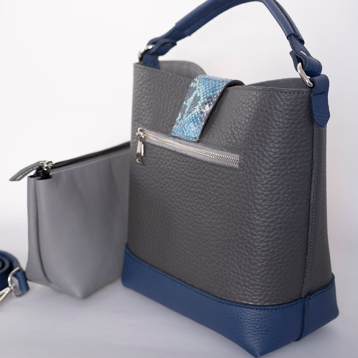 LADY LINE - genuine leather bag, bucket style, medium size