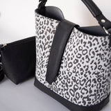 LADY LINE - genuine leather bag, bucket style, medium size