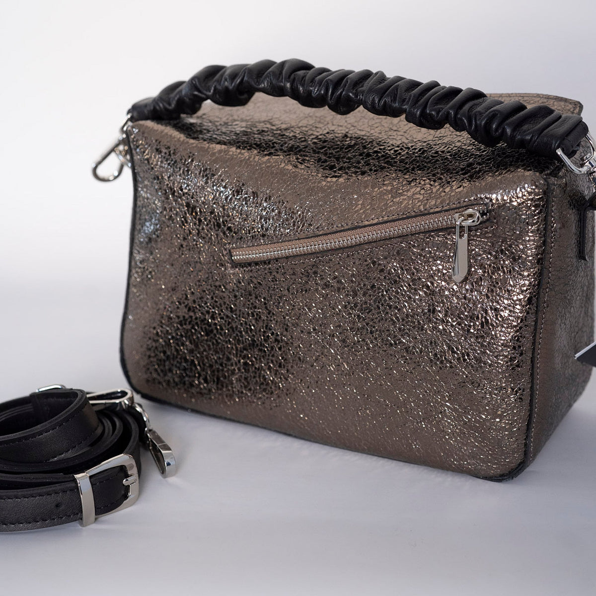 SIMPLE PUZZLE - genuine leather bag, elegant, medium size