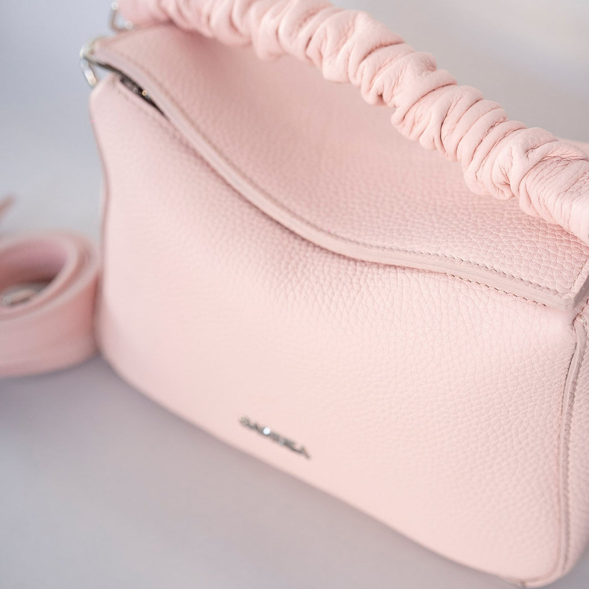 SIMPLE PUZZLE - genuine leather bag, elegant, medium size
