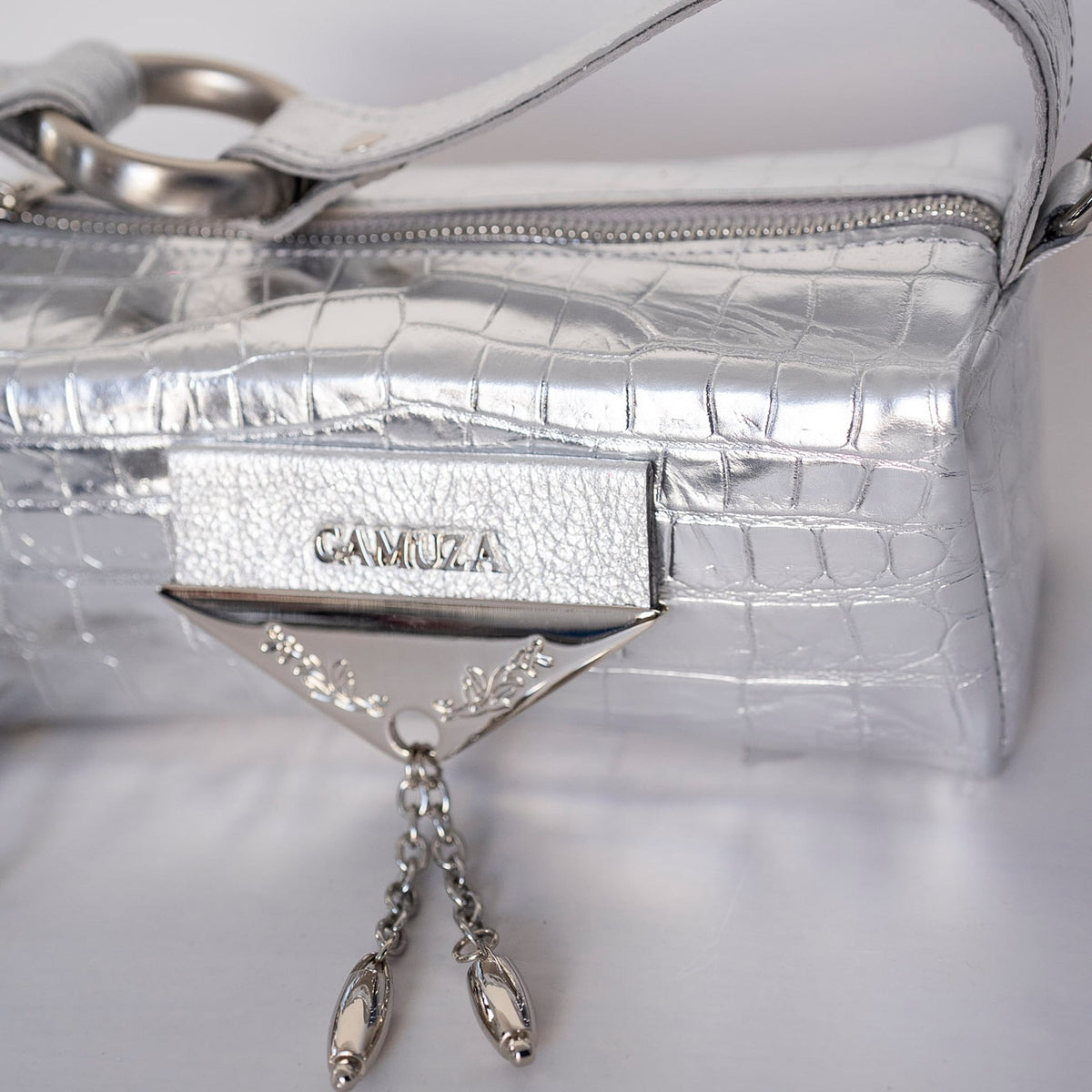 Cool Girl - genuine leather bag, everyday, small size