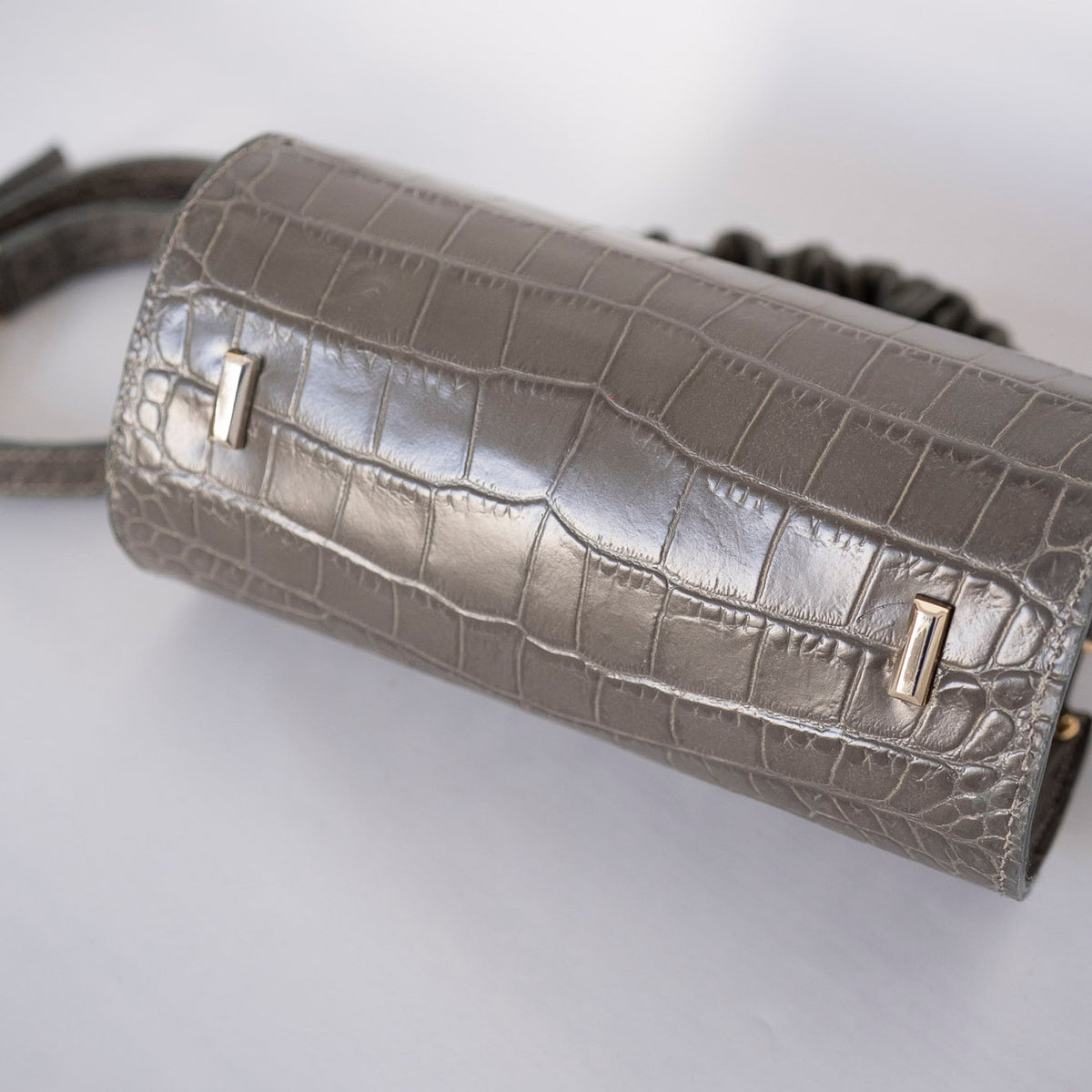 IZY BUBBLE - genuine leather bag, elegant, medium size