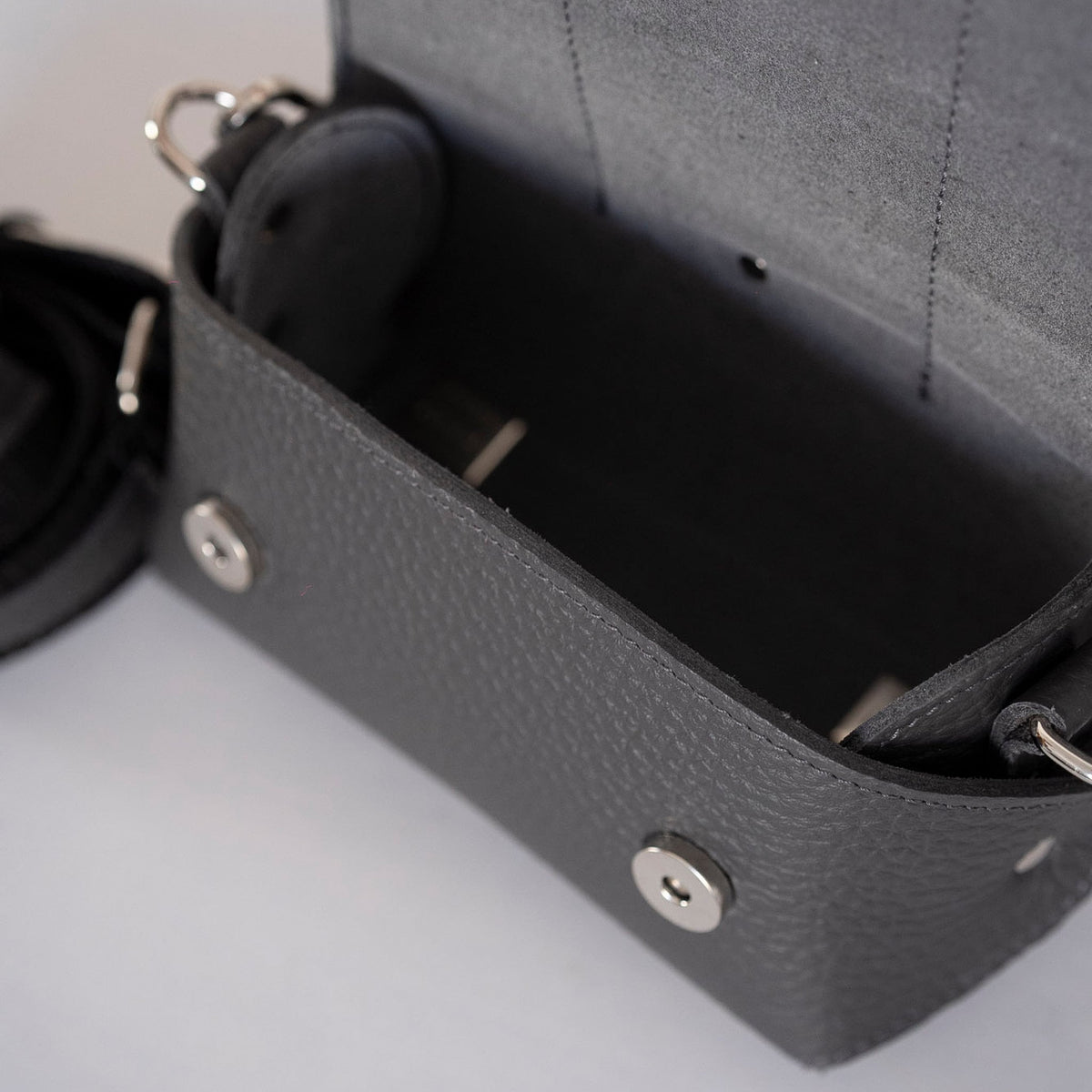 LOLY - genuine leather bag, casual, small size