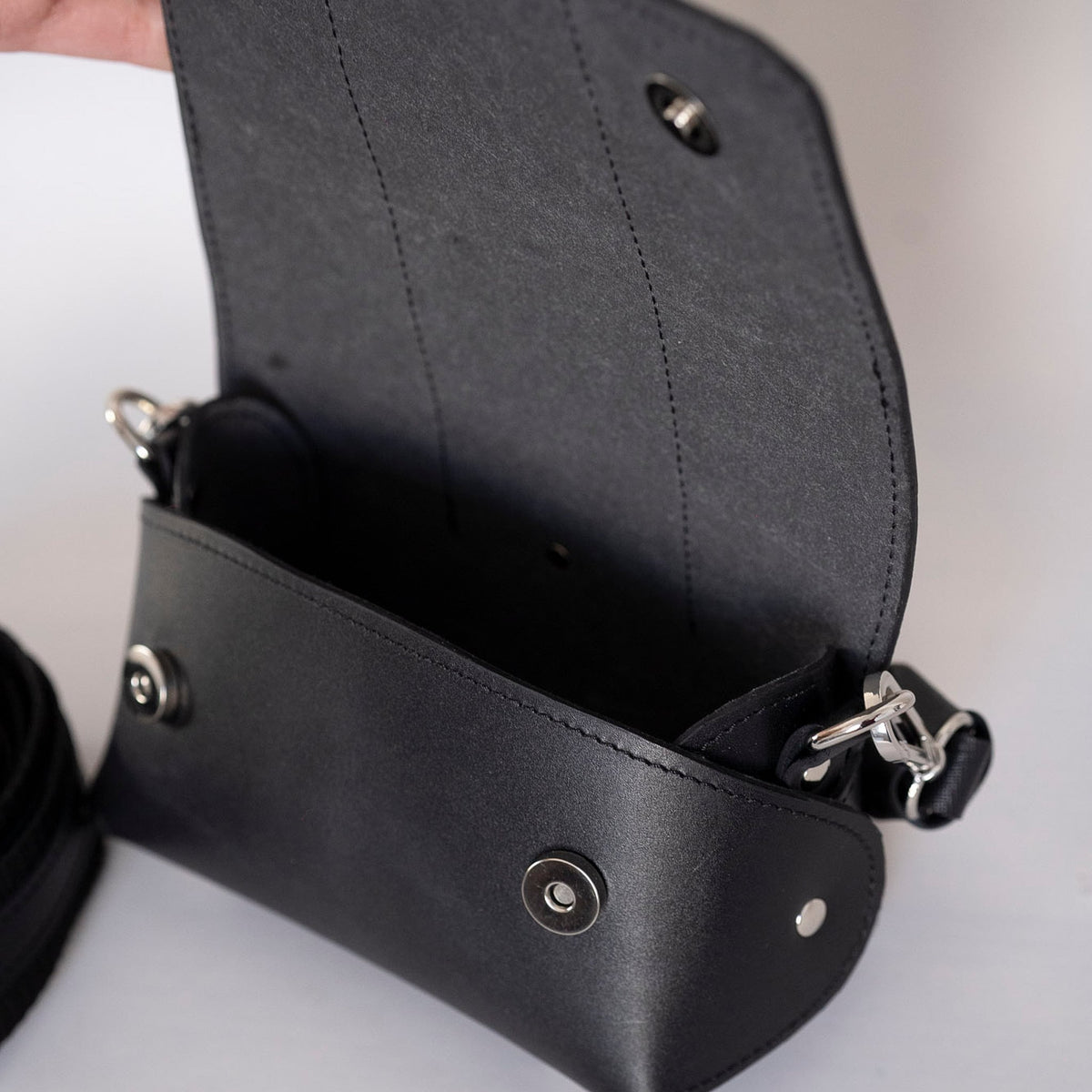 LOLY - genuine leather bag, casual, small size