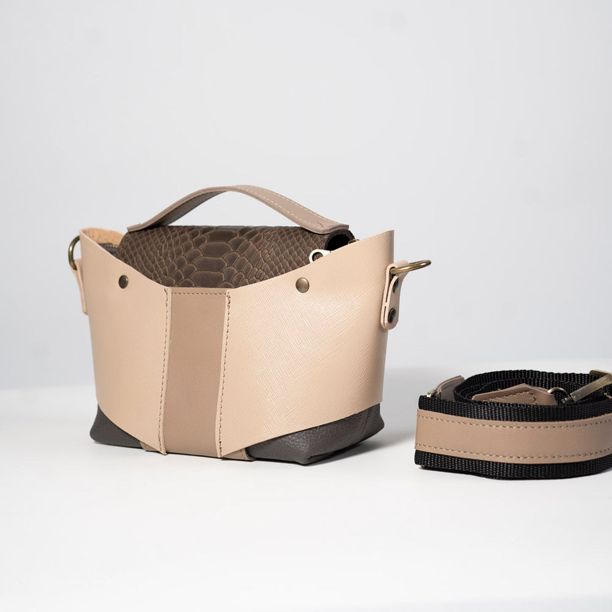 Pinata- genuine leather, small size, for daily use