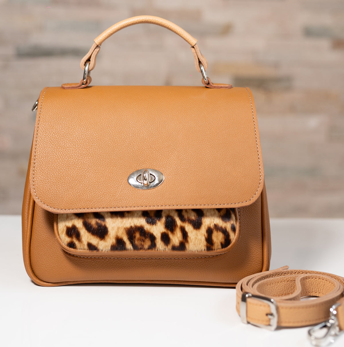 Lady Camel - genuine leather bag, small-medium size, everyday bag