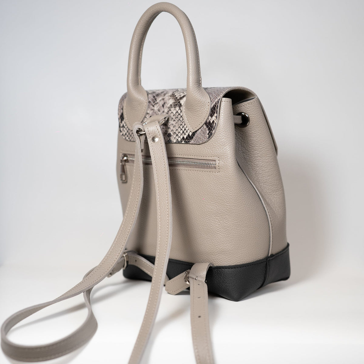 Lady Line Grey