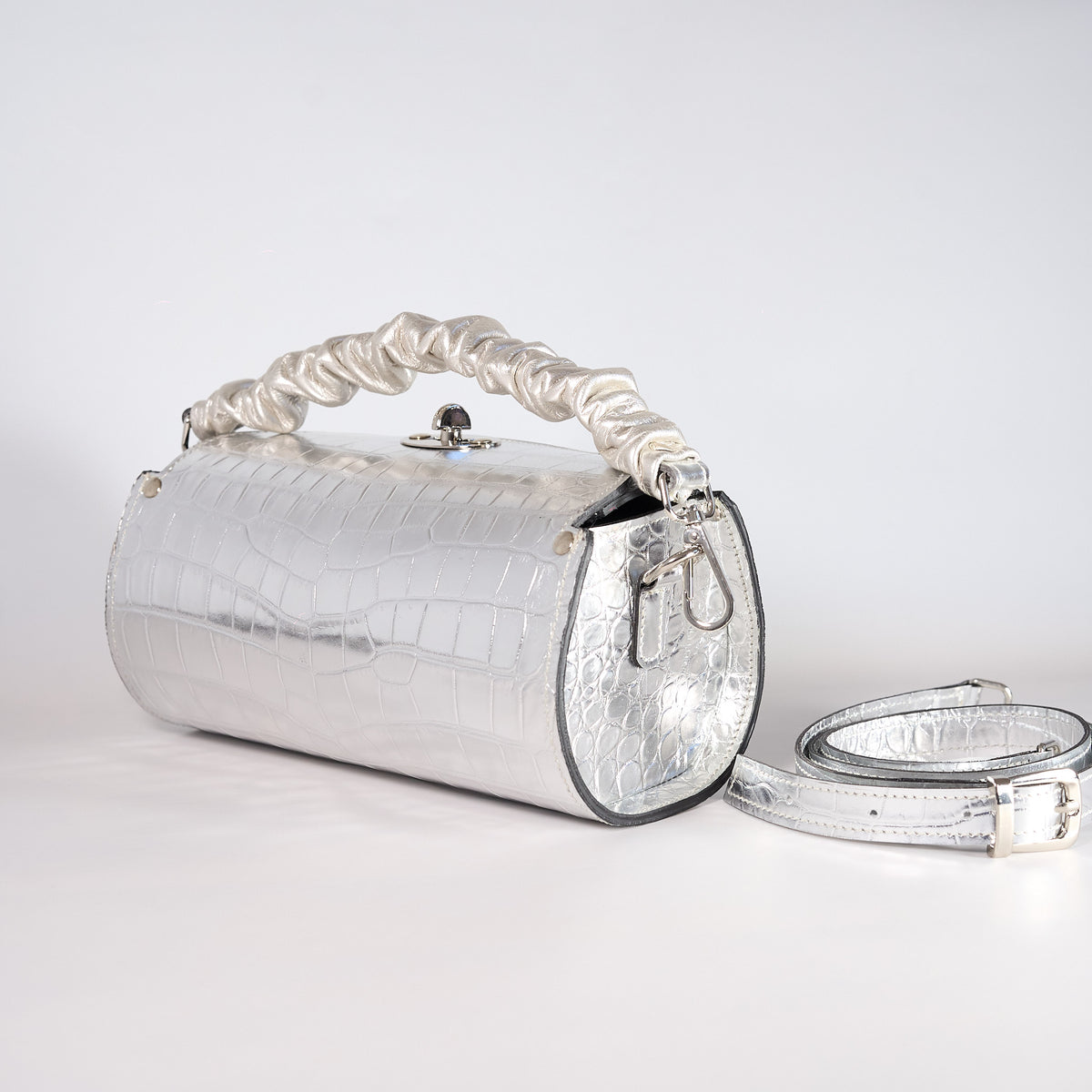 IZY BUBBLE - genuine leather bag, elegant, medium size