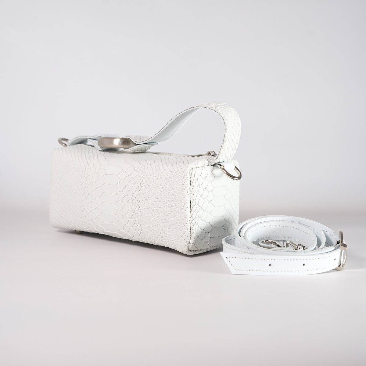 Cool Girl - genuine leather bag, everyday, small size