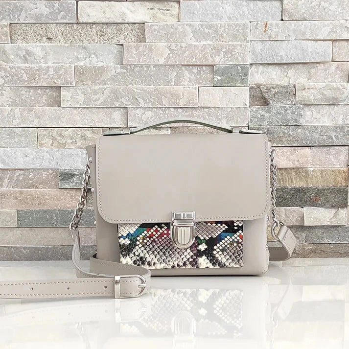 Girl Boxy -piele naturala, marime medie, de zi