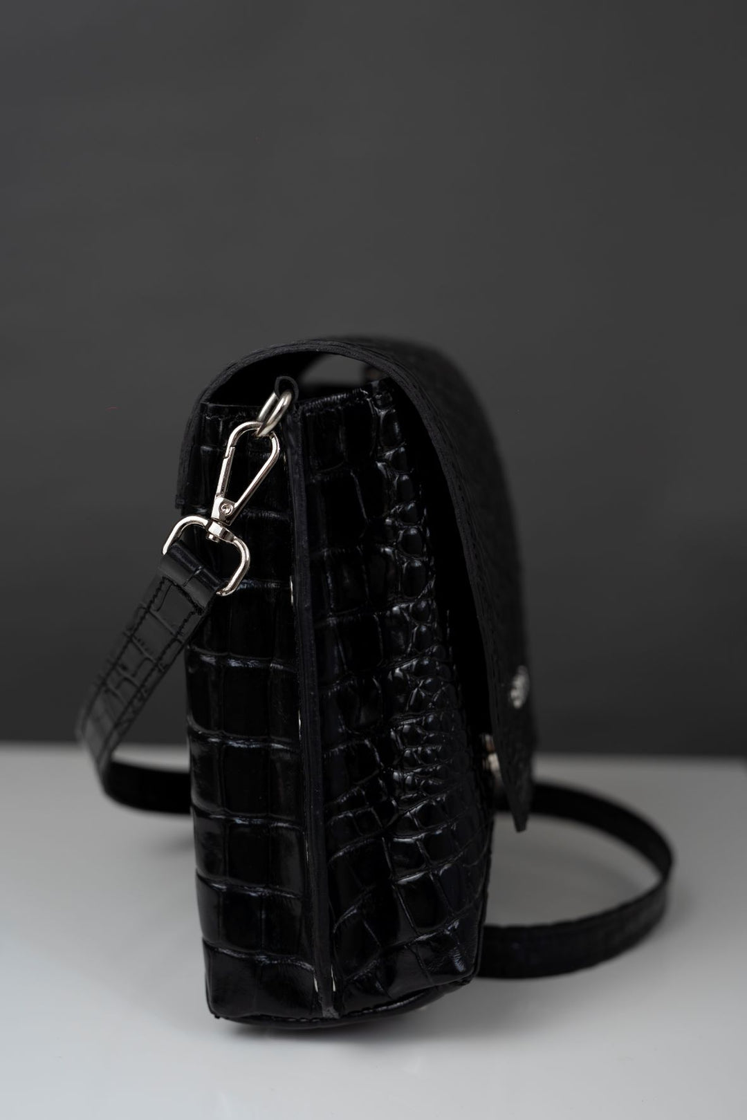 Girl Temptation Black Croco