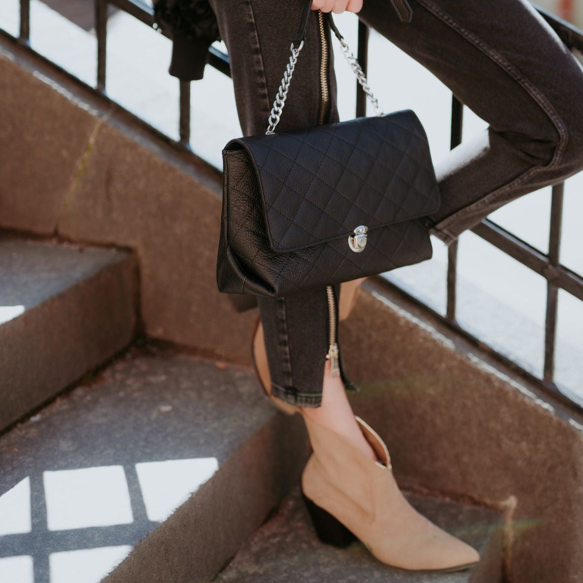 Elegant H