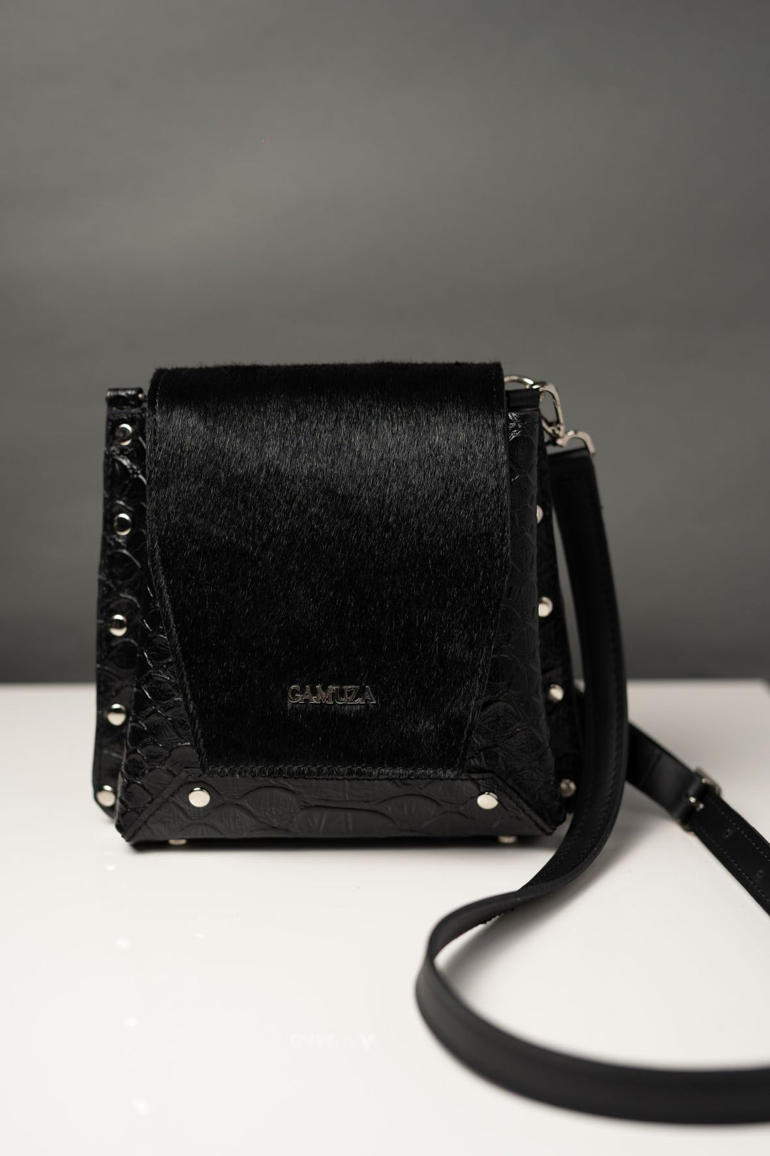 Girl Temptation Chic Black Croco