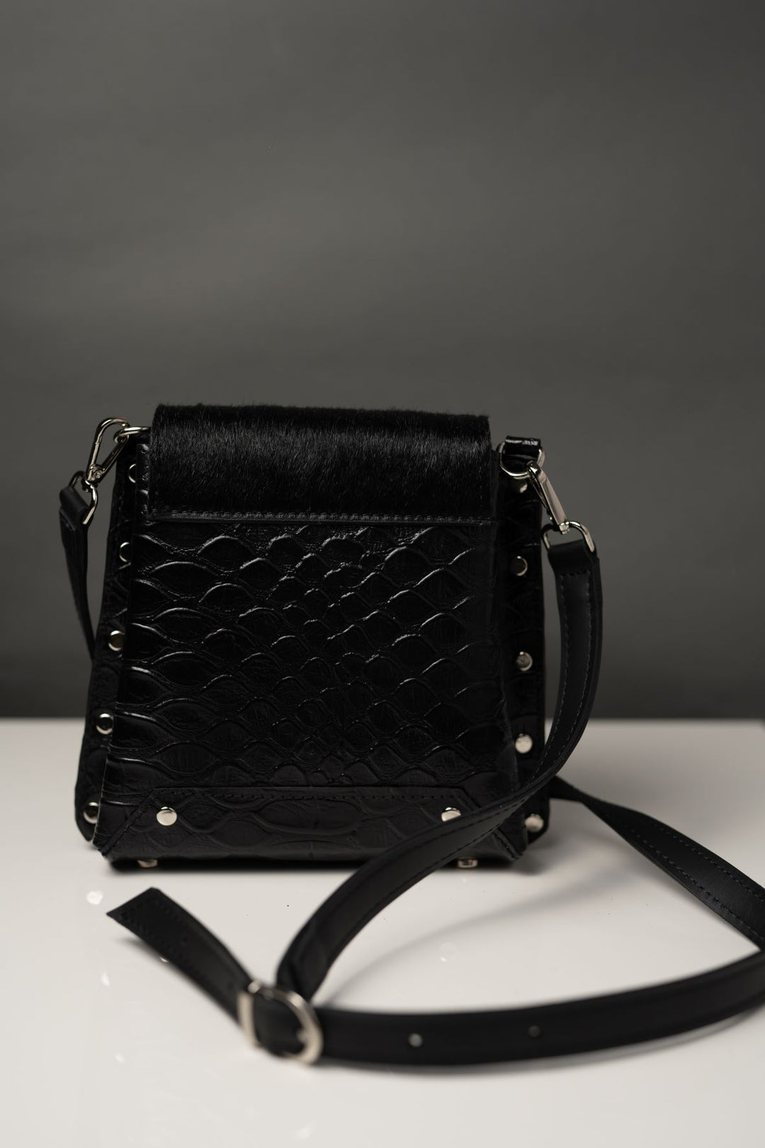 Girl Temptation Chic Black Croco