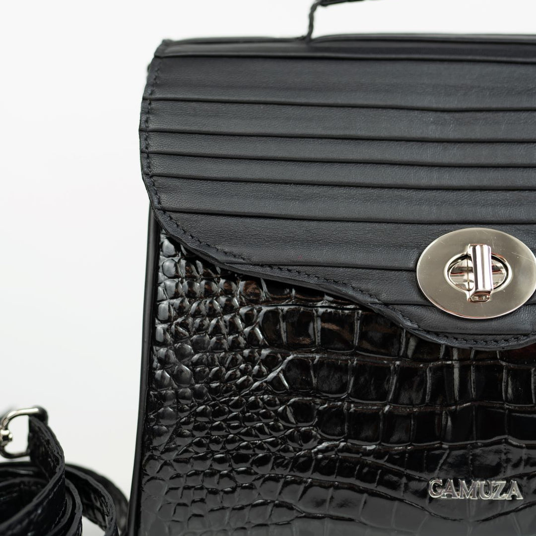 Girl Belive H Black