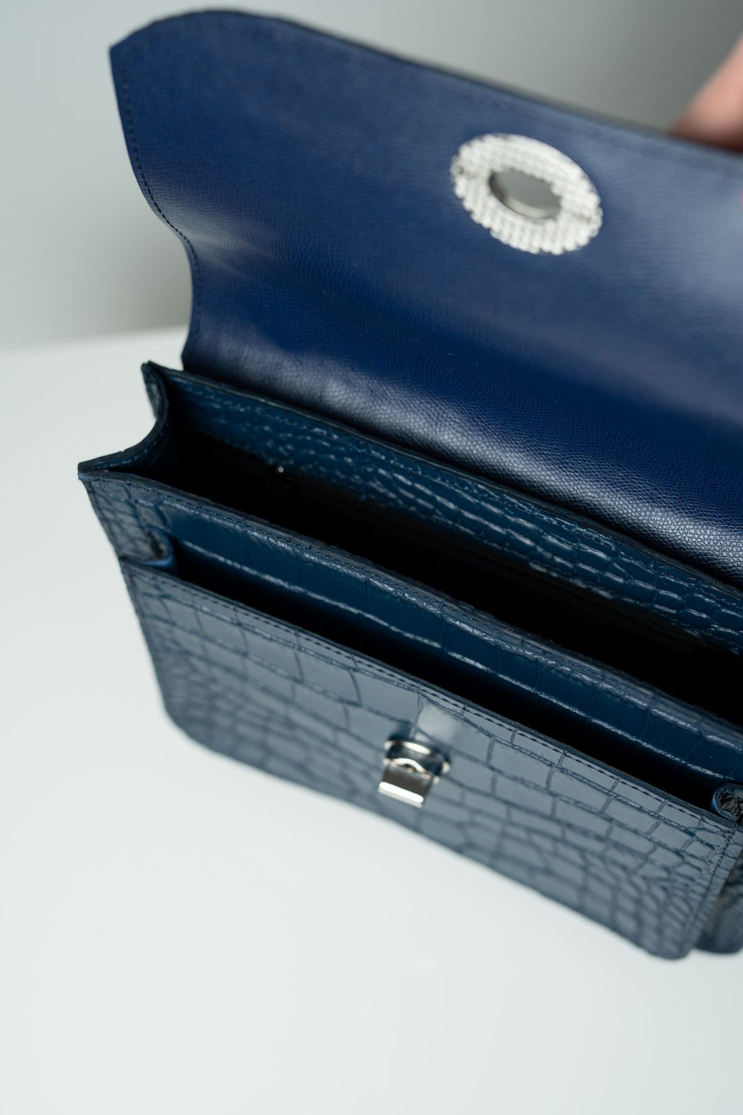 Girl Emotion Bleumarin