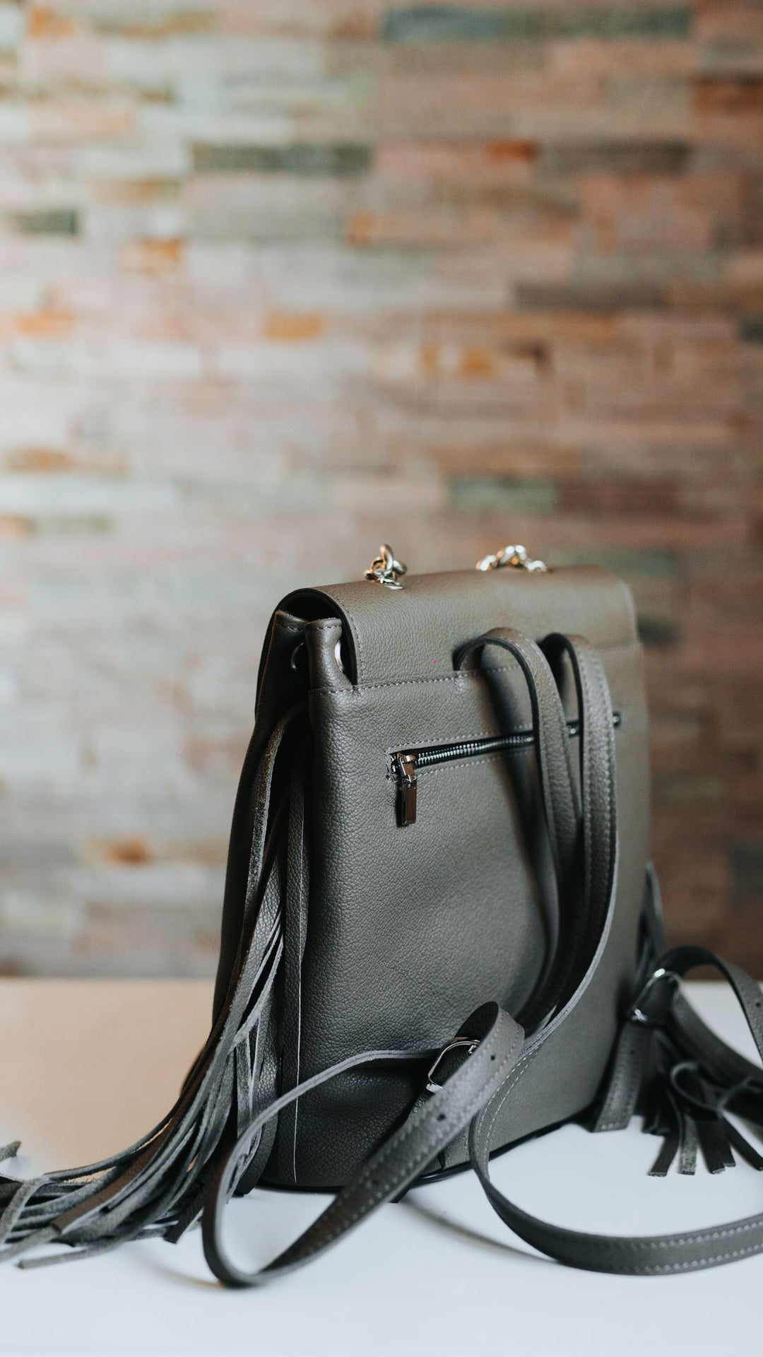 Fringe Black Metal Capucino