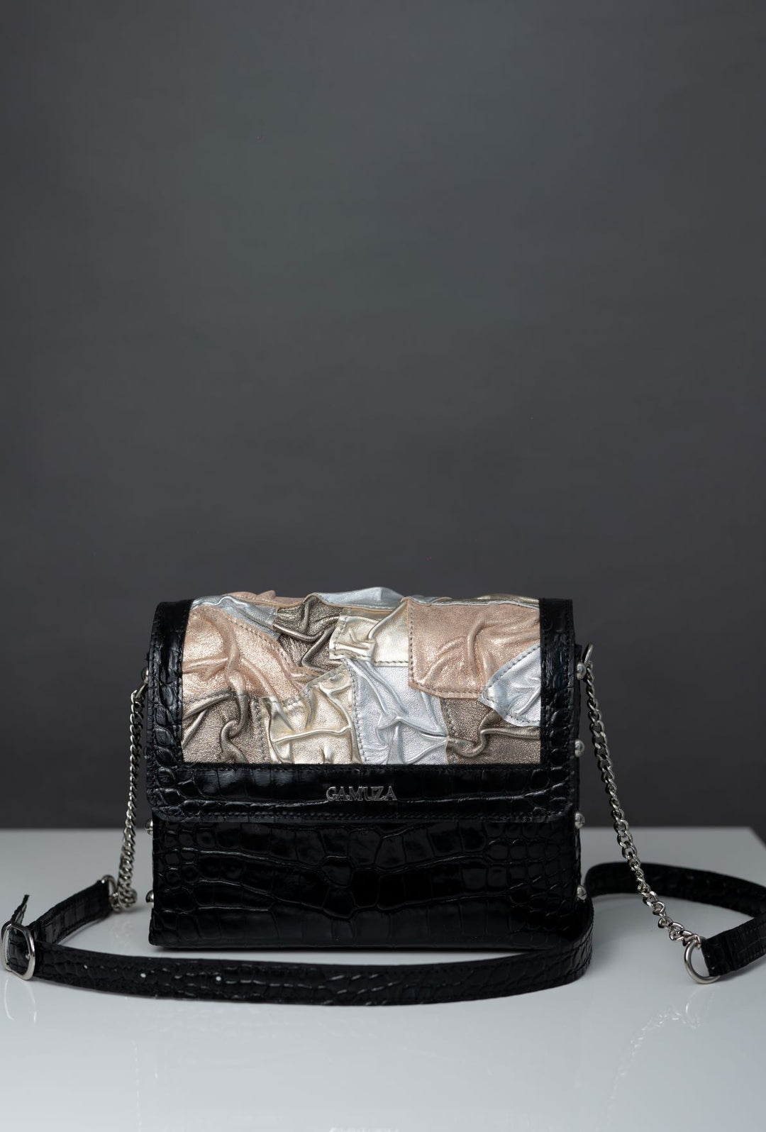 Girl Cosmos Black Metalic